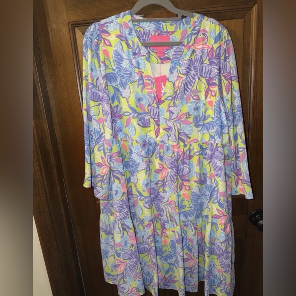 Lilly Pulitzer Martine Mini Dress Womens Large
Multicolor Dew Drop Stay Fly nwt